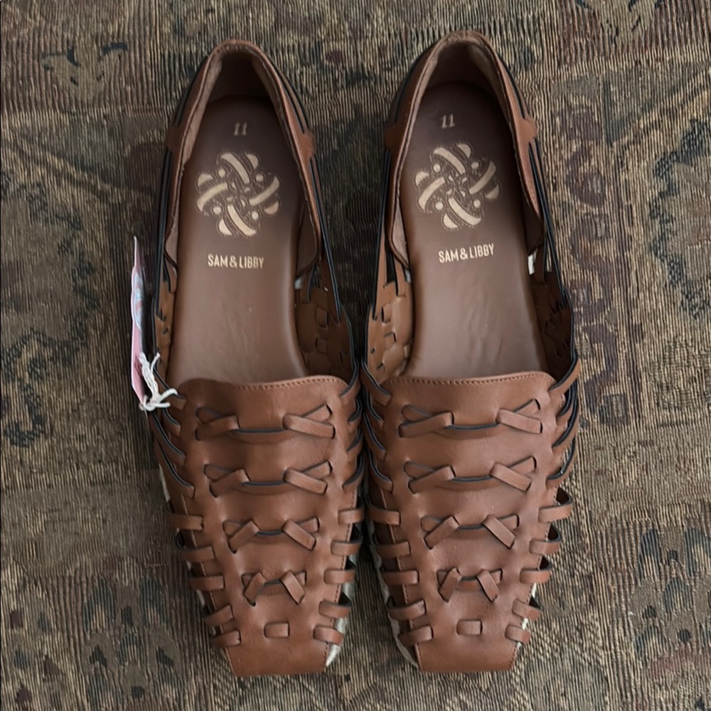 Woven espadrilles.  Very cool!
